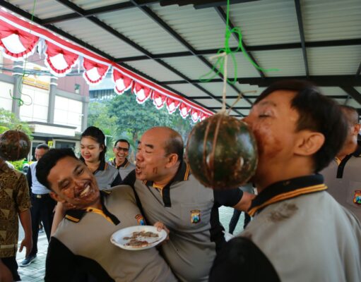 Meriahkan HUT RI ke 78 Bidhumas Polda Jatim Gelar Berbagai Lomba Maknai Bersatu itu Kuat