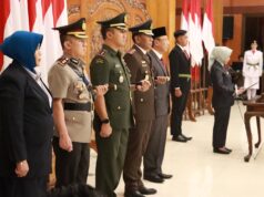 Bersinergi Sukseskan Hari Kemerdekaan, Forkopimda Kota Mojokerto Kukuhkan Pasukan Pengibar Bendera Pusaka