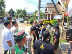 Warga Perguruan Silat di Balerejo Sukarela Bongkar Tugunya, Kapolres Madiun Sampaikan Apresiasi