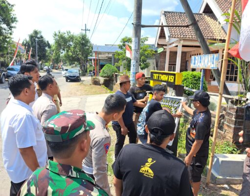 Warga Perguruan Silat di Balerejo Sukarela Bongkar Tugunya, Kapolres Madiun Sampaikan Apresiasi