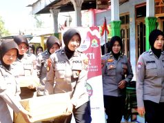 Polwan Polres Probolinggo Berikan Bantuan Wujud Polisi Peduli Disabilitas