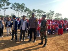 Sinergi TNI – Polri Gelar Pengamanan Giat Senam Bersama Dan Kirab Merah Putih
