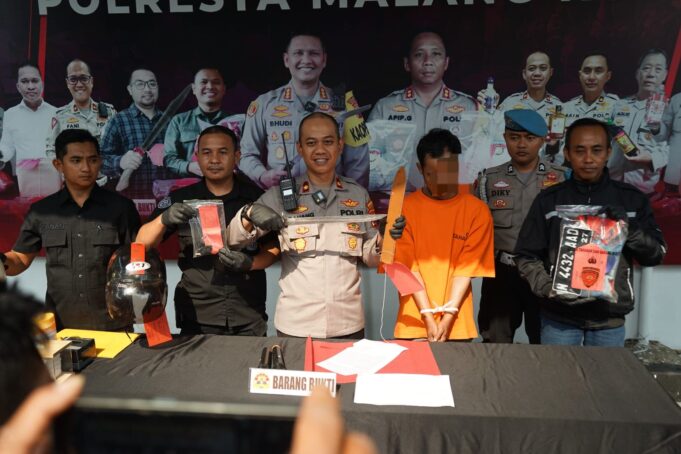 c03e3e78-89cb-44c1-b736-ed39a61a608d