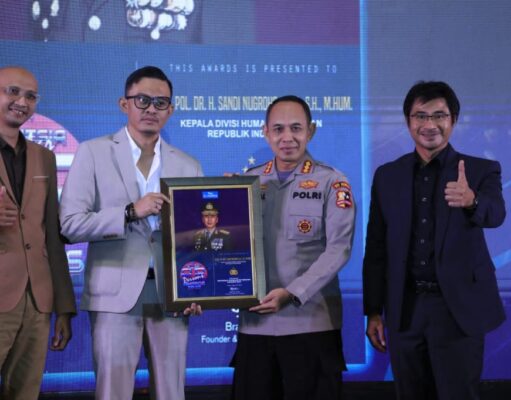 Polri Raih Penghargaan Prestisius dalam 4th Indonesia Public Relations Summit 2023