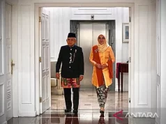 Wapres Hadiri Sidang Tahunan MPR Kenakan Pakaian Demang khas Betawi