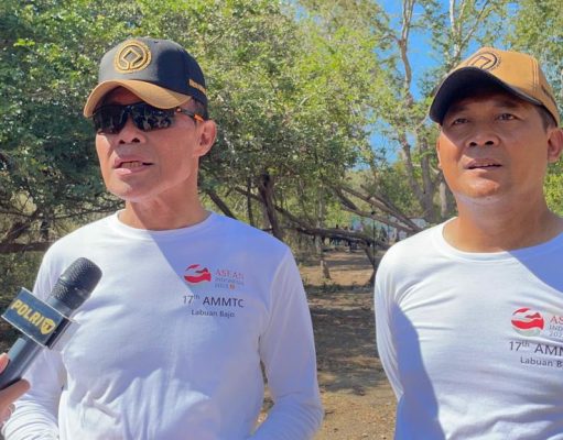 Gelaran AMMTC ke-17, Polri Bersama Delegasi Gelar Penanaman Pohon di Pulau Rinca