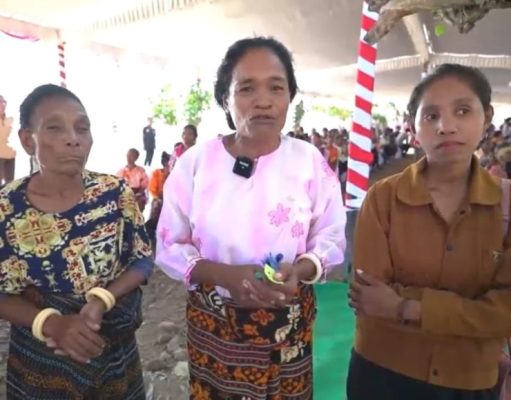 Masyarakat Palue Apresiasi dan Tersanjung Kepedulian Kapolri yang Gelar Bakti Kesehatan