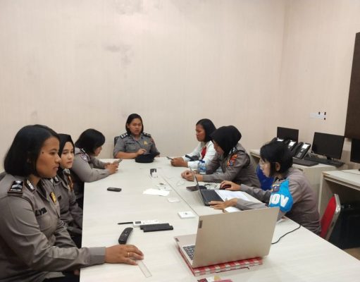 Peringatan Hari Jadi Ke – 75 Polwan RI, Polwan Polres Sibolga Laksanakan Webinar Nasional Peningkatan Kompentensi