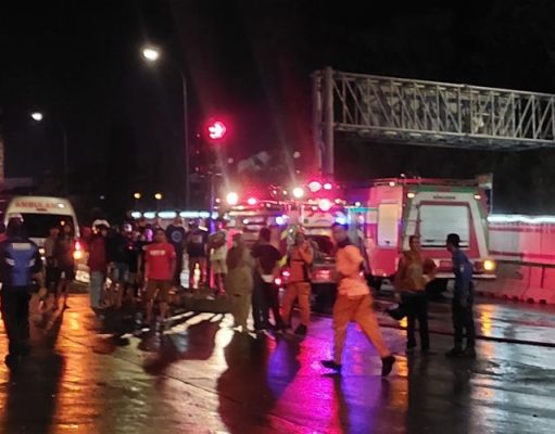 Truk Tanpa Muatan Tabrak Sejumlah Mobil Dan Sepeda Motor Di Exit Tol Bawen