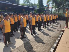 Kapolsek Banyumanik Pimpin Apel Polisi RW Dan Olah Raga Bersama Anggota