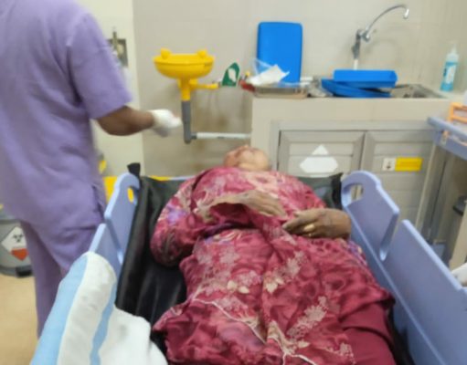 Seorang Wanita Lansia Tertabrak Ketika Akan Menyebrang