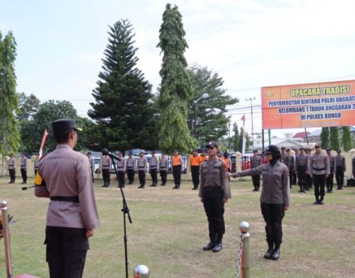 Sambut Bintara Remaja Polres Bungo Gelar Upacara Tradisi
