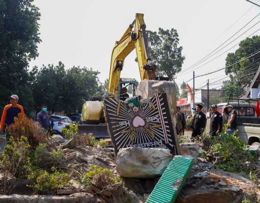 Polres Jombang Beri Apresiasi Para Pendekar di Jombang yang Sukarela Tertibkan Tugu Perguruan Pencak Silat