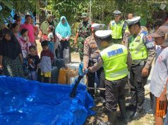 Polres Bojonegoro Kembali Salurkan Air Bersih Untuk Warga