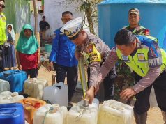 Sambut Hari Lalu Lintas Bhayangkara ke 68, Satlantas Bondowoso Sumbang Tandon dan Dropping Air Bersih