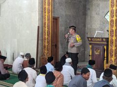 Gelar Jumat Curhat, Polresta Mojokerto Berikan Himbauan Siskamtibmas
