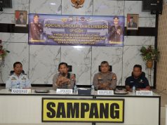 Bersama Dishub, Polres Sampang Beri Edukasi kepada Pengusaha dan Sopir Angkutan Garam Untuk Cegah Laka