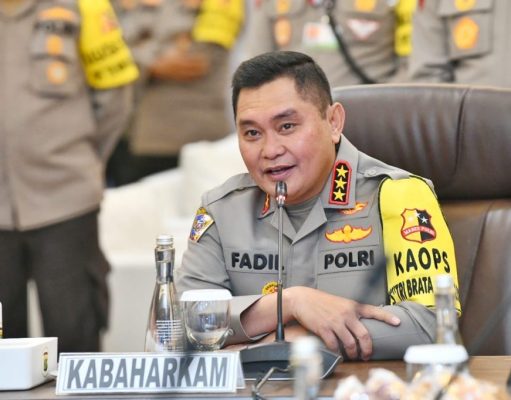 Kabaharkam Komjen Pol. Fadil Imran Tinjau Kesiapan Pengamanan KTT Asean di Command Center 91