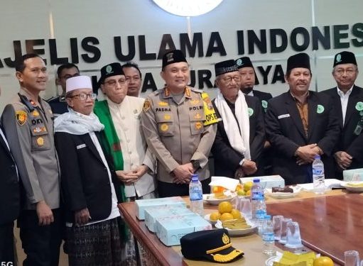 Kapolrestabes Surabaya dan Pejabat Utama, Serentak Sambangi Toga dan Tomas