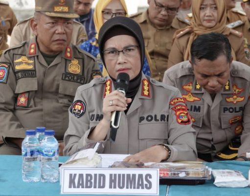 Kabid Humas Polda Lampung Gelar Konferensi pers di Kecamatan Anak Tuha Terkait Sengketa Lahan PT BSA
