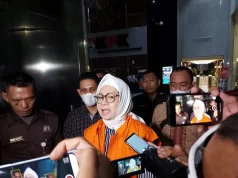 KPK Tahan Karen Agustiawan Mantan Dirut Pertamina Sebagai Tersangka Korupsi LNG