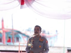 Wakapolri Salurkan 3.500 Paket Sembako Bakti Sosial Polri Untuk Negeri di Belawan