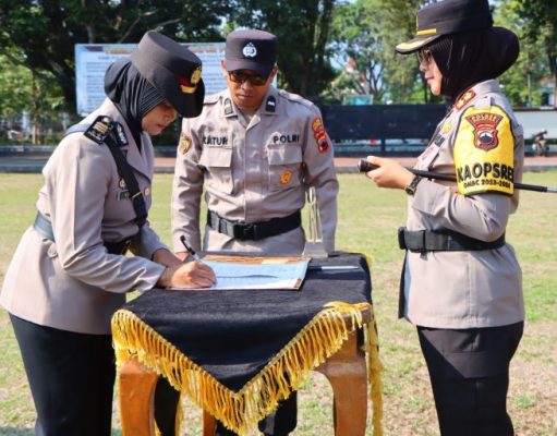 AKBP Aryuni Novitasari Pimpin Sertijab 2 Kasat Polres Salatiga