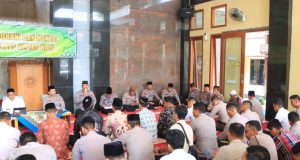 Polresta Blitar Gelar Binrohtal Personilnya