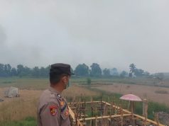 Bhabinkamtibmas Polsek Pemulutan Gencar Patroli Dan Sosialisasi Pemasangan Brosur Maklumat Kapolda Sumsel