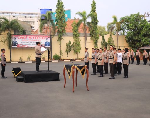 Kapolres Pekalongan Kota pimpin Upacara Sertijab Sejumlah Pejabat Utama Polres
