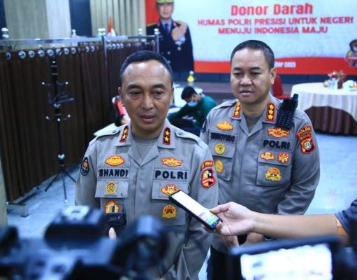 Divisi Humas Polri Gelar Donor Darah Dalam Rangka HUT Humas ke-72