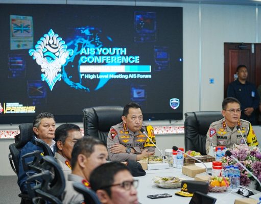 Pengamanan KTT AIS Forum 2023, Kapolri dan Kepala BNPT Tinjau Kesiapan 91 Command Center
