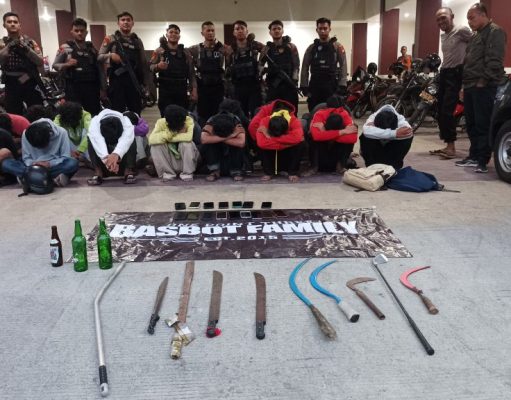 Tim Patroli Polres Depok Mengamankan 24 Remaja dan Sajam di Sawangan