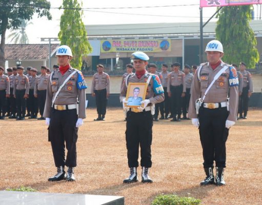 Kapolres Lampung Timur Pimpin Upacara PTDH Personelnya