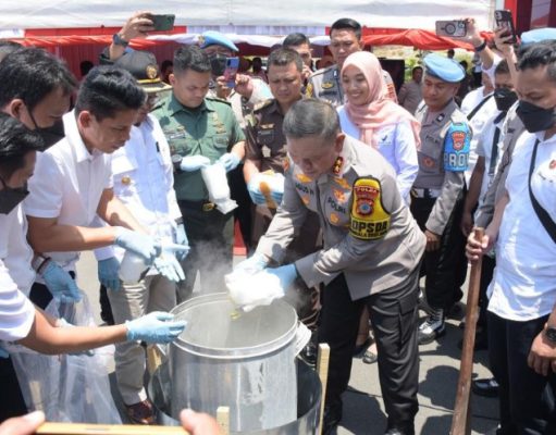 Polda Sulteng Musnahkan 20 Kg Sabu dan Selamatkan 175 Ribu Jiwa