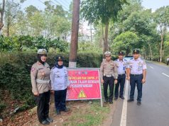 Gercep Polres Salatiga Dan Dishub Kota Salatiga Pasang Rambu Peringatan Upaya Tekan Laka Lantas