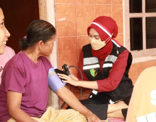 Wujud Kepedulian Sesama, Polres Pacitan Gelar Bakti Kesehatan Dan Pelayanan Gratis Bagi Warga