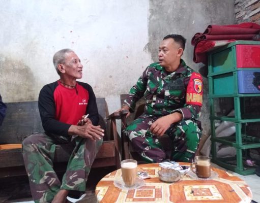 Giat Babinsa Koramil 0825 Sambang Warga Binaannya