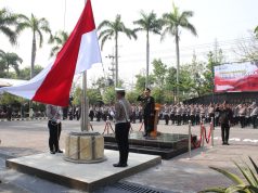 Polres Nganjuk Gelar Upacara Bendera Peringati Semangat Juang Pahlawan 10 November 2023