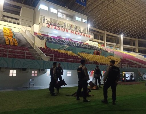 Antisipasi Ancaman Bahan Peledak, Tim Satwa dan Satuan Gegana Sterilisasi Stadion Manahan