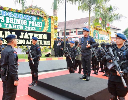 Kapolda Jateng Pimpin Upacara dan Syukuran HUT Brimob Ke 78 Tahun 2023