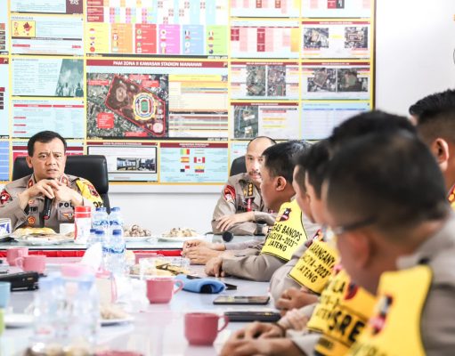 Kapolda Jateng Cek Kesiapan Jelang Laga 16 Besar Piala Dunia U-17 : Seluruh Personil Harus Berkerja Secara Profesional