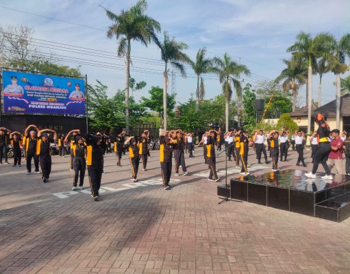 Senam Aerobik Bersama Anggota dan ASN Polres Nganjuk, Peringati Hari Korpri ke-52 tahun 2023