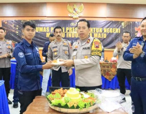 Malam Syukuran HUT Humas Polri Ke 72 Polres Rembang Gelar Zoom Meeting