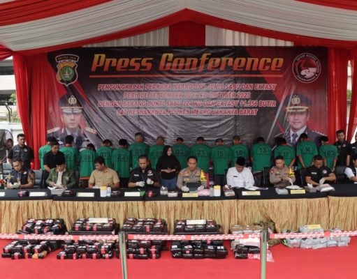 Dalam Sebulan, Polres Jakbar Berhasil Ringkus 20 Tersangka Jaringan Narkoba Internasional