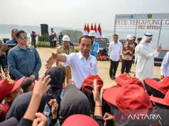 Presiden Jokowi Menolak Komentari Pemberhentian Anwar Usman Sebagai Ketua MK