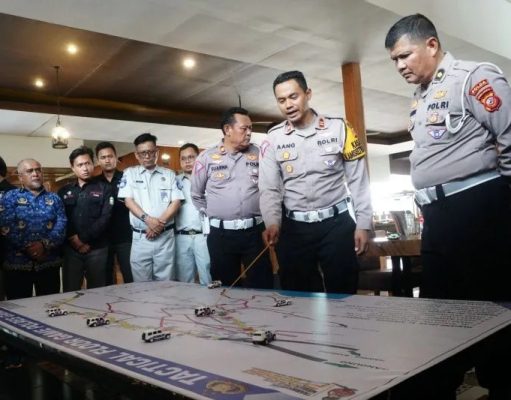 Polisi Cek Kesiapan Jalur Utama Jelang Nataru 2023 di Garut