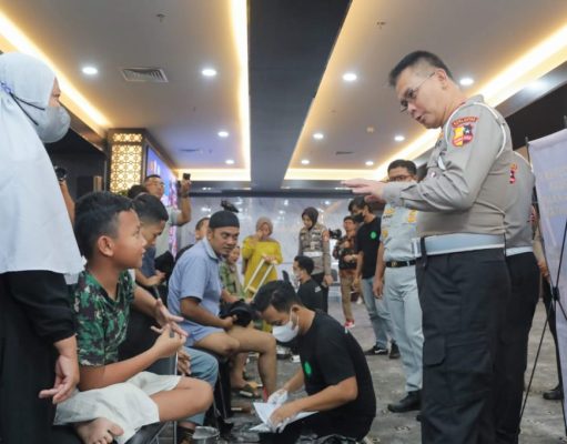 Kakorlantas Beri Korban Amputasi Bantuan Pemasangan Kaki Palsu