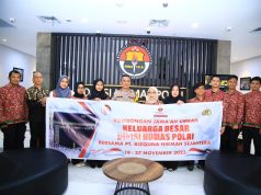 Kadiv Humas Berangkatkan 15 Orang Umroh Terdiri dari Pers dan Anggota Polri, Dalam Rangka HUT ke-72 Humas Polri