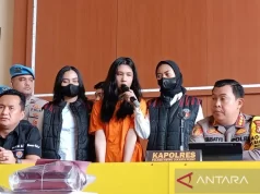 Pelaku Penipuan Tiket Coldplay Ghisca Debora ditahan Polisi